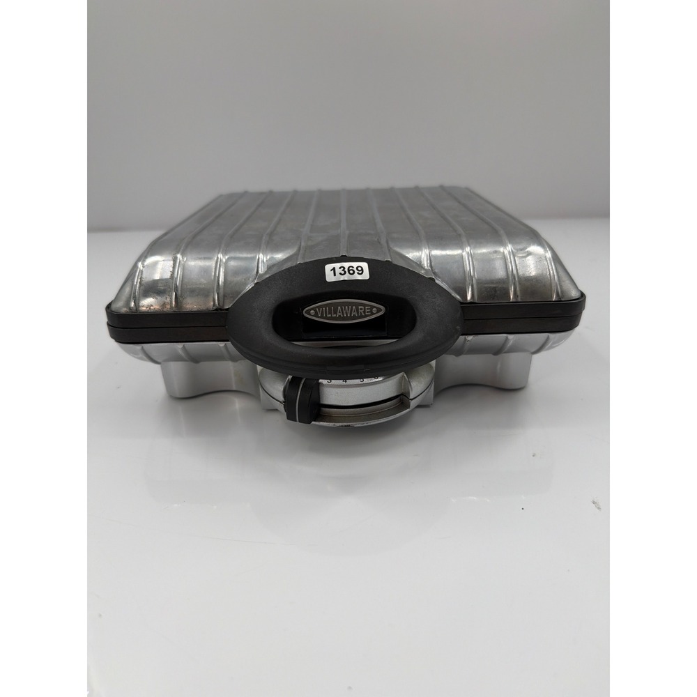 VillaWare Uno Classic Waffler 2001C 4-Square Waffle Maker Chrome 1200W